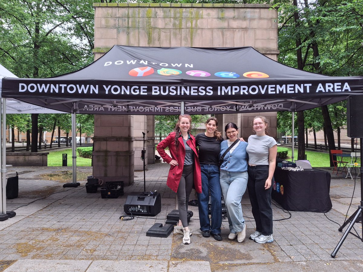 Behind every #PlayTheParks concert is a powerhouse team of women running the show — from tech and production to curation and events. 

Proud to partner with <a href="/CMincubator/">CMI</a> &amp; <a href="/TD_Canada/">TD (Canada)</a> to make it happen in #DowntownYonge!

#PlayTheParks #WomenInMusic #LiveMusicTO #SummerDestination