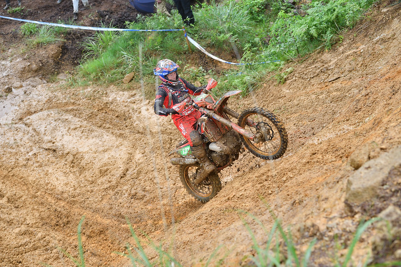 nutec3's tweet photo. ◆NUTEC　レース情報◆
2025年6月15日（日）
鈴蘭高原スキー場跡地にて開催されたJNCC（JAPAN NATIONAL CROSS-COUNTRY) R5 ワイルドボア　大会　にてNUTECオイルユーザーが大活躍！
前日から梅雨の大雨の天候。コース全体がドロドロの超マディーコンディションにCOMPクラス１１５台。FUNクラス１７９台 https://t.co/Y9yeDBwXXc