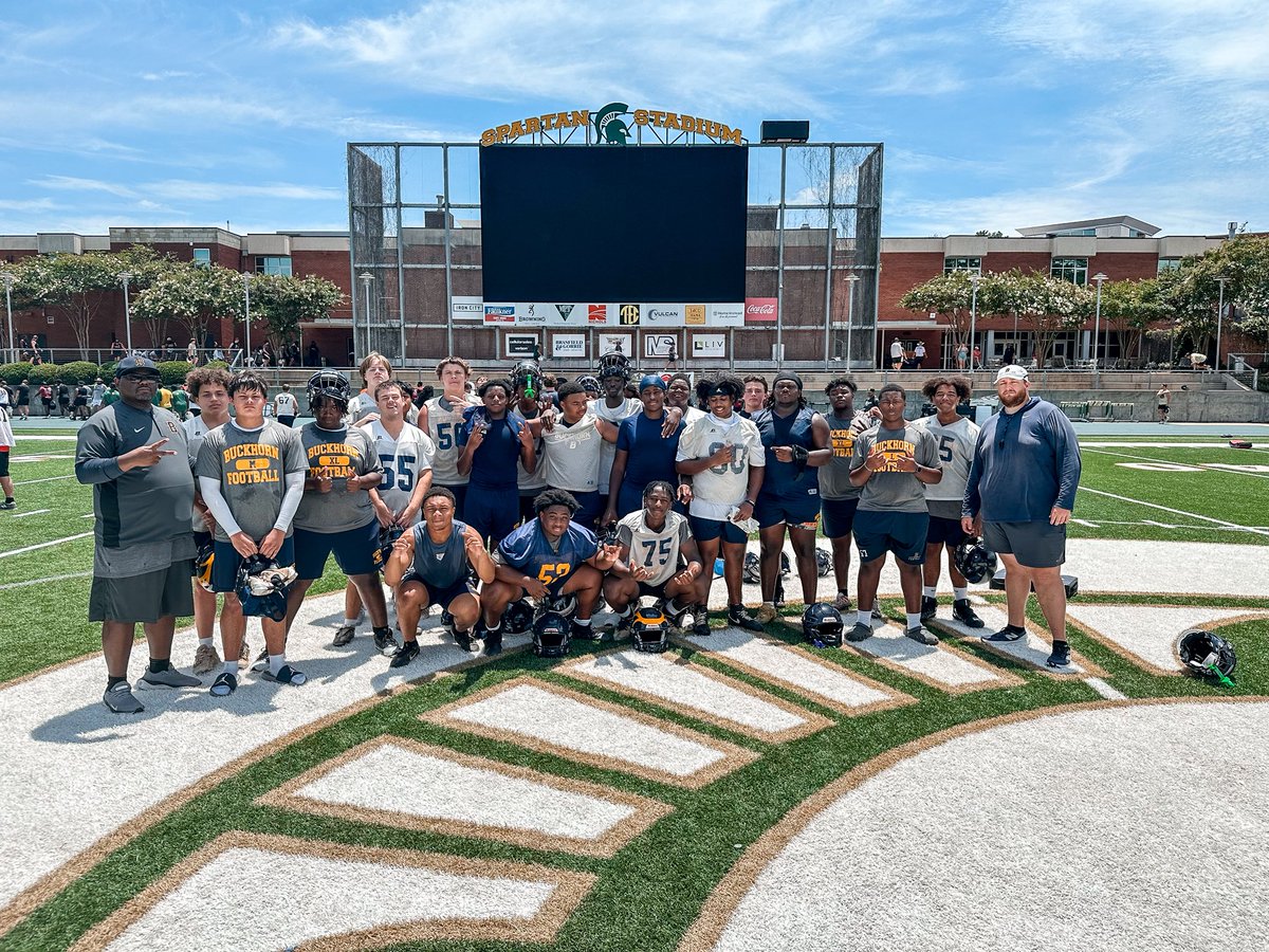 Our linemen put in work the past few days at the Southeastern Line Camp! Proud of these guys! 

#beELITE | #GoBucks