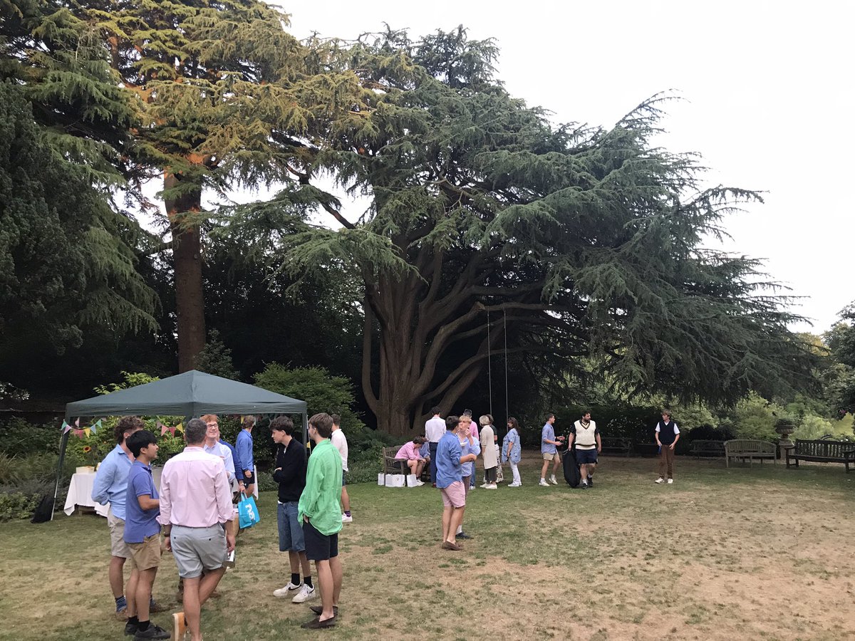We had a great garden party and Mr Barnes made a super speech about our leaving Upper 6. Highfield Value: CARE #UppinghamBoarding #UppinghamHighfield