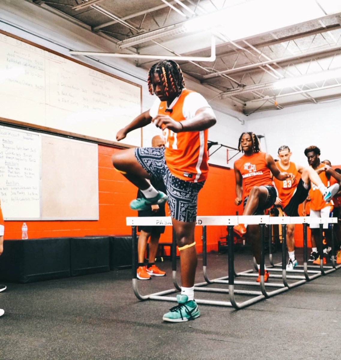 Xavier Muhammad tweet media