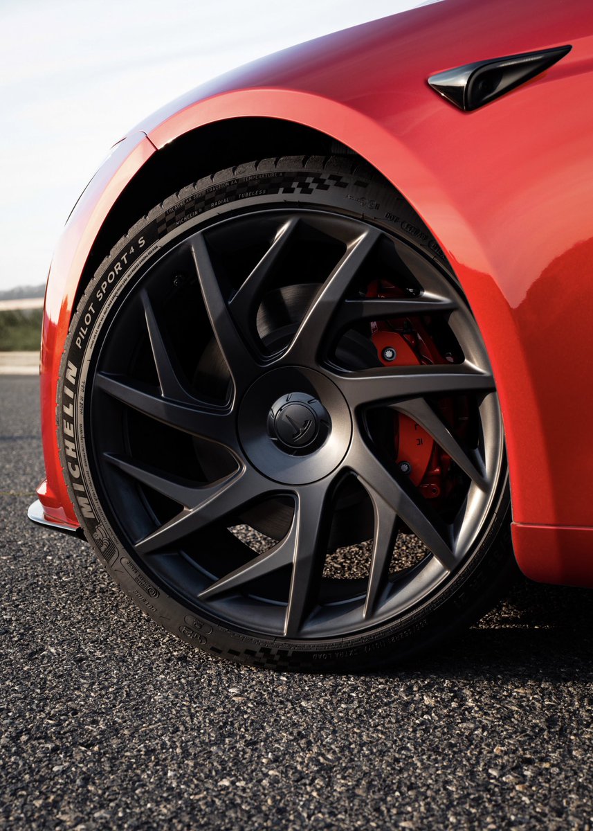 TechOperator tweet media