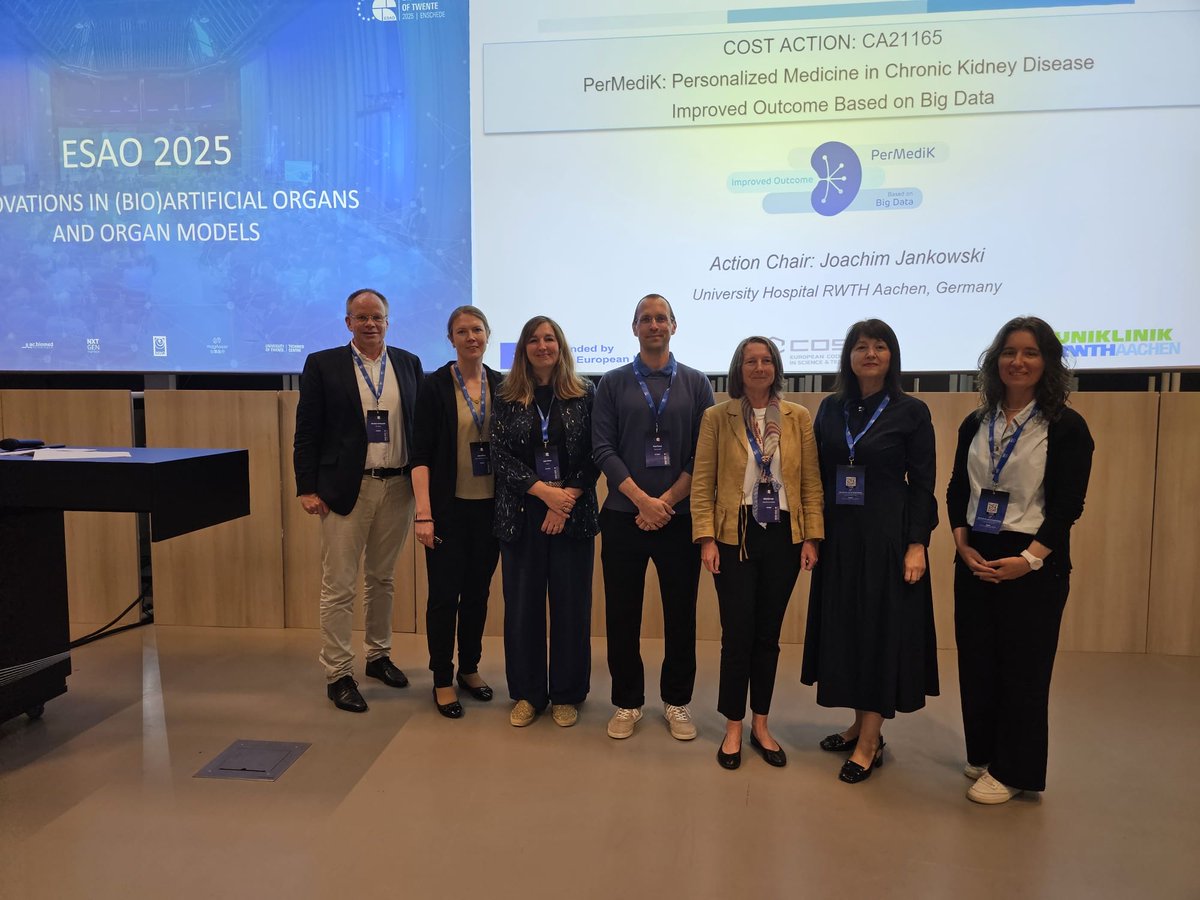 🔬🧬 Members of the #PerMediK team joined the session "Omics in Personalized Management of Cardiovascular and Kidney Disease" at #ESAO2025!
Great insights on cutting-edge approaches in personalized healthcare and systems biology.
👉 Learn more: bit.ly/4eB62Sz
#Omics