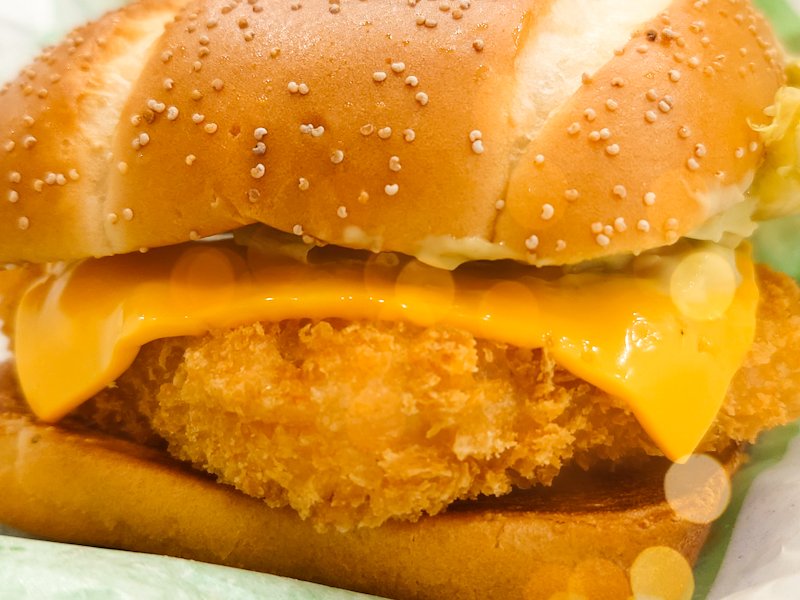 アボカドマヨシュリンプ、食べてきた！
アボカドマヨのソースがめちゃくちゃ美味しかった！
衣もサクサク、えびもぷりぷりで美味しかった〜！！
#ここはごはん