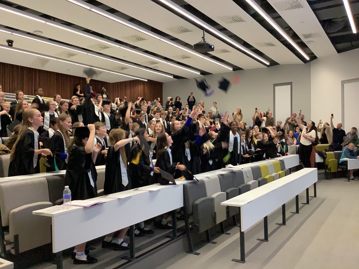 Year 6 @ Much Woolton (@muchwooltony6) on Twitter photo Huge congratulations to our Year 6 pupils who graduated from the Children’s University! 🌟
Their dedication to learning beyond the classroom through clubs, trips and new experiences is truly inspiring. We’re so proud of you all!
<a href="/muchwooltonsch/">Much Woolton School</a> Huge congratulations to our Year 6 pupils who graduated from the Children’s University! 🌟
Their dedication to learning beyond the classroom through clubs, trips and new experiences is truly inspiring. We’re so proud of you all!
<a href="/muchwooltonsch/">Much Woolton School</a>
