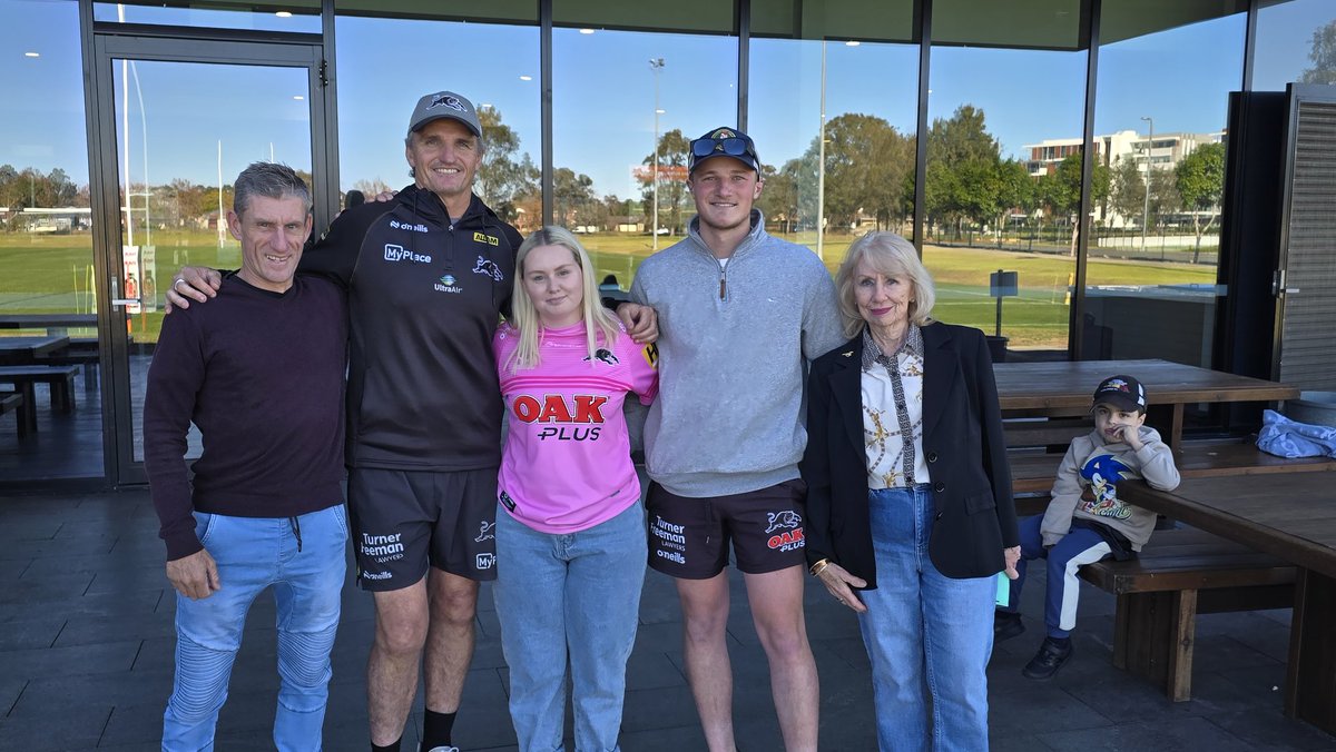 Adrian Layt ๐ (@adrianlayt) on Twitter photo Thank you to <a href="/PenrithPanthers/">Penrith Panthers ๐๐๐๐</a> Brian Fletcher and Michael Block for an amazing day for Liam on his 8th birthday. Thank you to <a href="/PenrithPanthers/">Penrith Panthers ๐๐๐๐</a> Brian Fletcher and Michael Block for an amazing day for Liam on his 8th birthday.