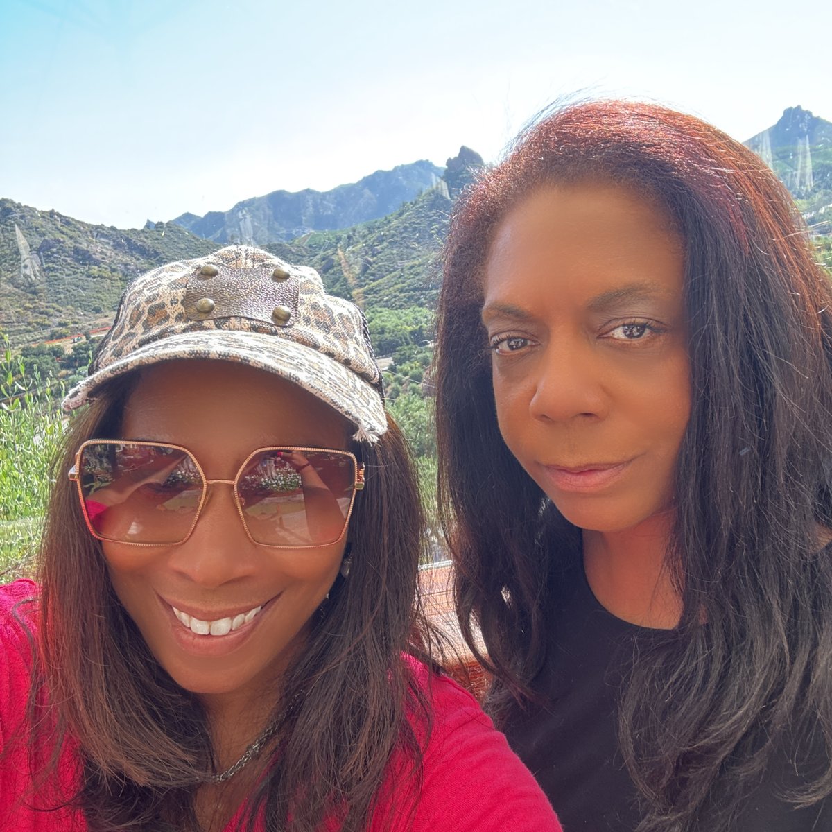 Just one of those California days w/ my sister!  Summer is great.