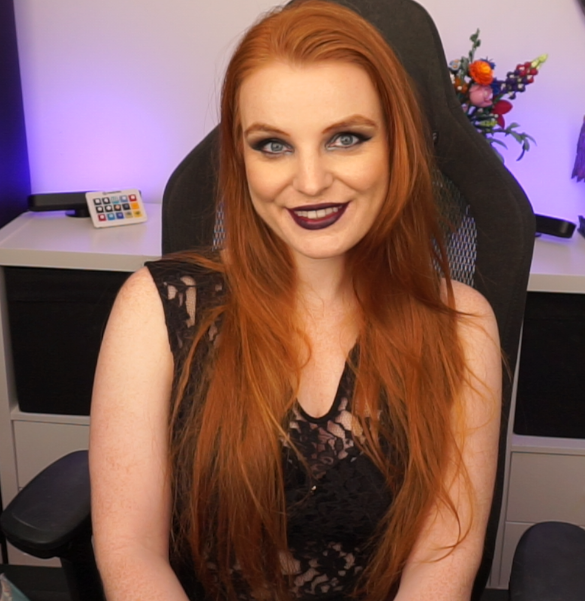 Viev in black is back! Live right now!