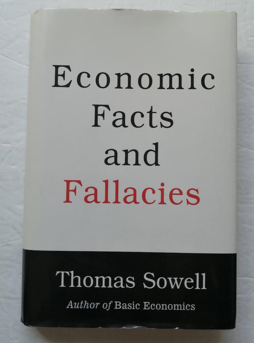 DSolisAgEcon's tweet image. Great read 📖! It is always fun to read @ThomasSowell. #SummerReading