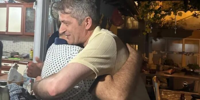 📌 ÇETİNKAYA MAĞAZASI KATLİAMI FAİLİ PKK'LI ÇETİN ARKAŞ TAHLİYE OLDU

1991 yılında İstanbul Bakırköy'deki Çetinkaya mağazasına PKK mensubu teröristler tarafından Molotof kokteyli atıldı. Kısa sürede büyüyen yangında mağazada bulunan 8’i kadın, 1’i çocuk olmak üzere toplam 12 kişi