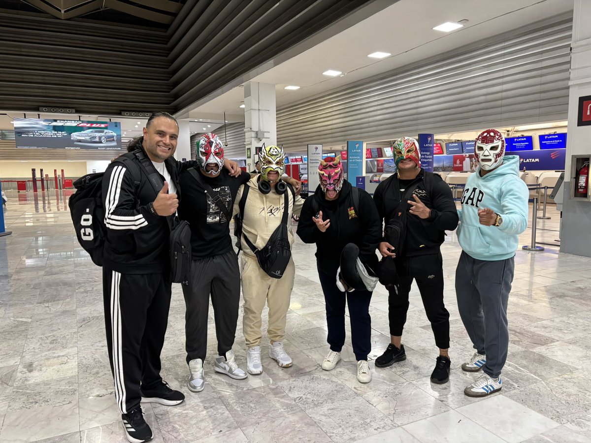 ElTexanoJr's tweet photo. Fuga para #canada #mexifest #Calgary https://t.co/9C3BB2d3K1