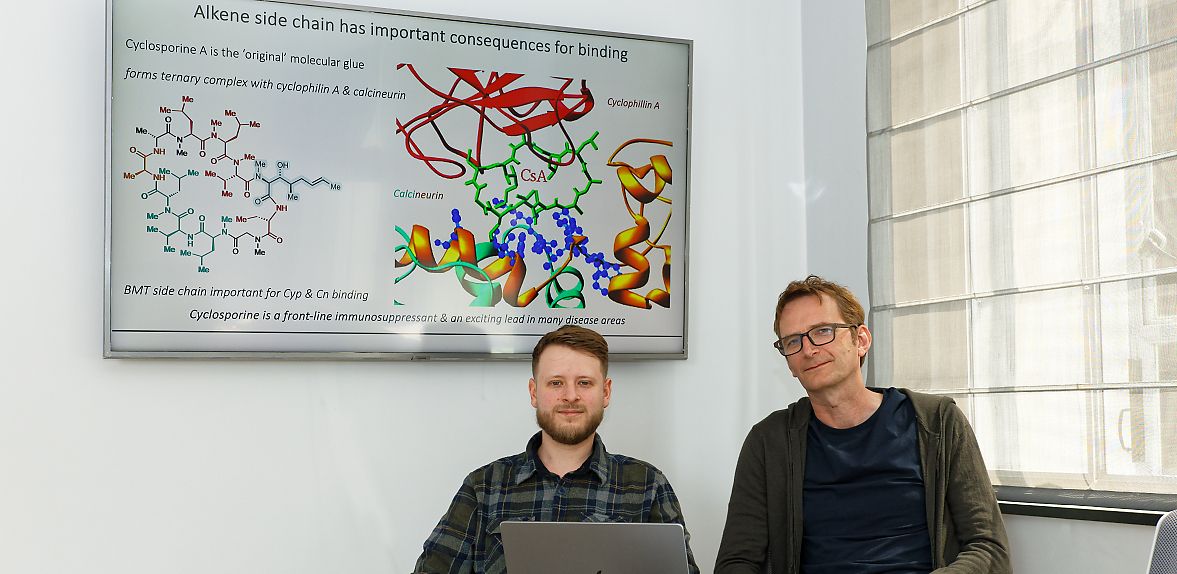 SynTech CDT University of Cambridge (@syntech_cdt) on Twitter photo 🎉Many congratulations to SynTech CDT graduate
<a href="/marcus_grocott/">Marcus Grocott</a> & Prof <a href="/MatthewGaunt8/">Matthew Gaunt</a> on their new <a href="/Nature/">nature</a> publication: "One-carbon homologation of alkenes" A major step forward in alkene functionalisation.👏
📄 Read more: nature.com/articles/s4158…
#SyntheticChemistry #Homologation 🎉Many congratulations to SynTech CDT graduate
<a href="/marcus_grocott/">Marcus Grocott</a> & Prof <a href="/MatthewGaunt8/">Matthew Gaunt</a> on their new <a href="/Nature/">nature</a> publication: "One-carbon homologation of alkenes" A major step forward in alkene functionalisation.👏
📄 Read more: nature.com/articles/s4158…
#SyntheticChemistry #Homologation