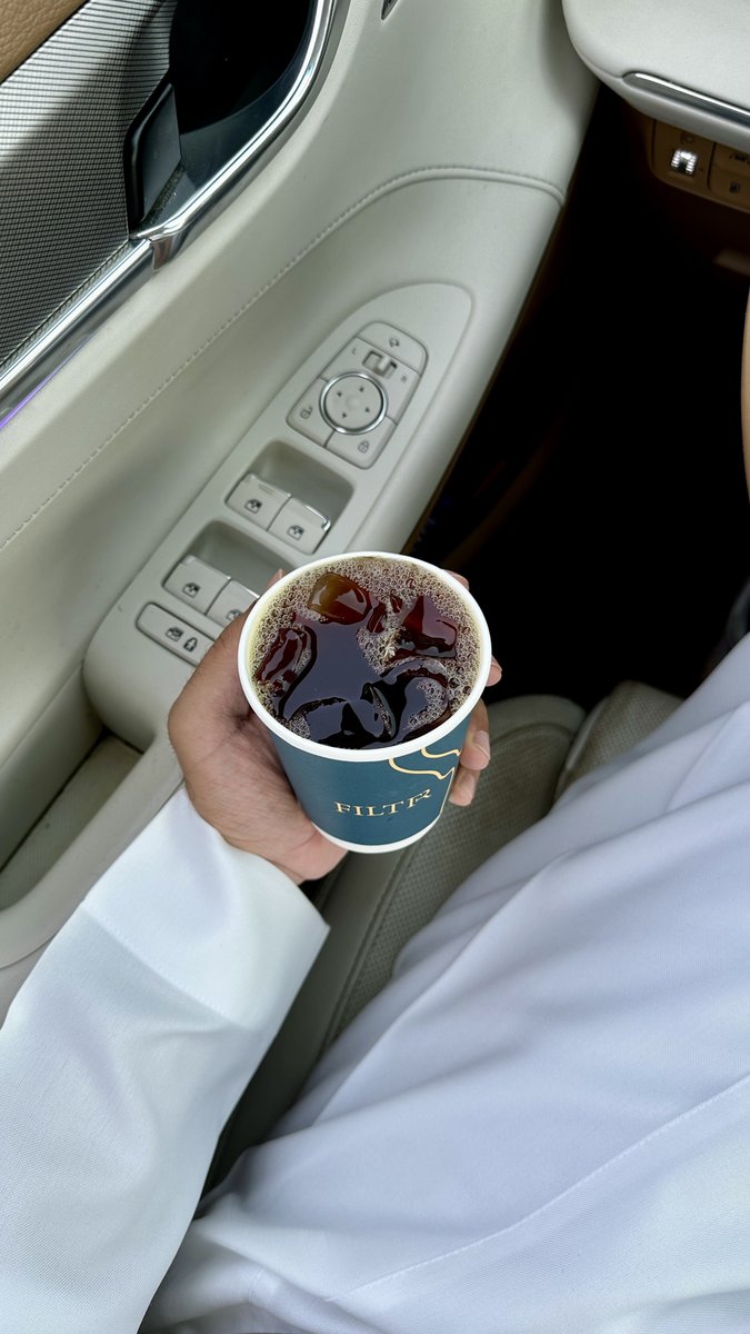 BrianGriffin86's tweet photo. هي ليست مشروبًا… بل فلسفة، تقول لنا بلغة داكنة: لا تبحث عن المعنى في الخارج، بل في الدفء الذي يحتمل المرارة. ☕️

 #صوره_من_البوم_جوالك https://t.co/SFJZCZQqIf