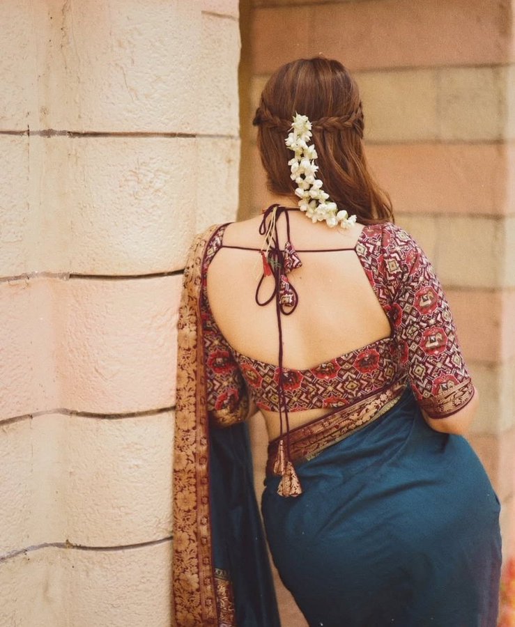 Gu_5A2rb0AEy17u?format=jpg&name=900x900