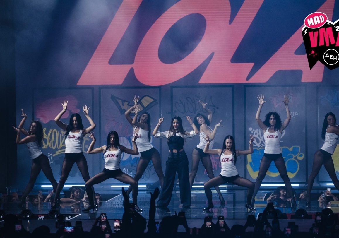 popsatti's tweet photo. Marina Satti’s 'POP TOO' is on track to become the first album this year to spend three consecutive months in the Top 10 of Greece's Apple Music Top Albums chart. It needs 21 more days in the Top 10 to achieve this. Currently at #7. https://t.co/hBJ3dYxS8R