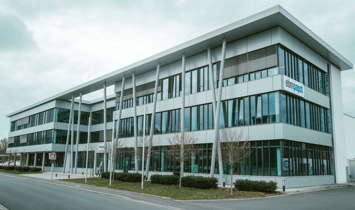 DrivesnControls's tweet image. Siemens completes its acquisition of ebm-papst’s drives business

@siemensindustry   @ebmpapst 

#drives  #motioncontrols  #AGVs  #AMRs  #industrialautomation

drivesncontrols.news/hx7r8h6w