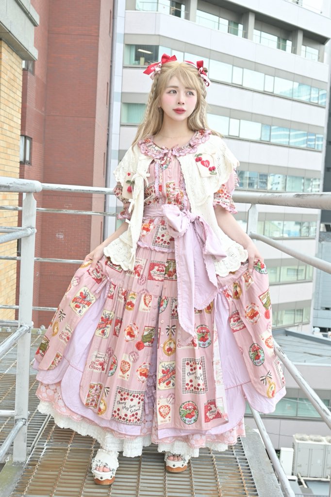 ピンクハウス 🍒チェリー🍒シリーズ❤️ でティールも可愛いくて