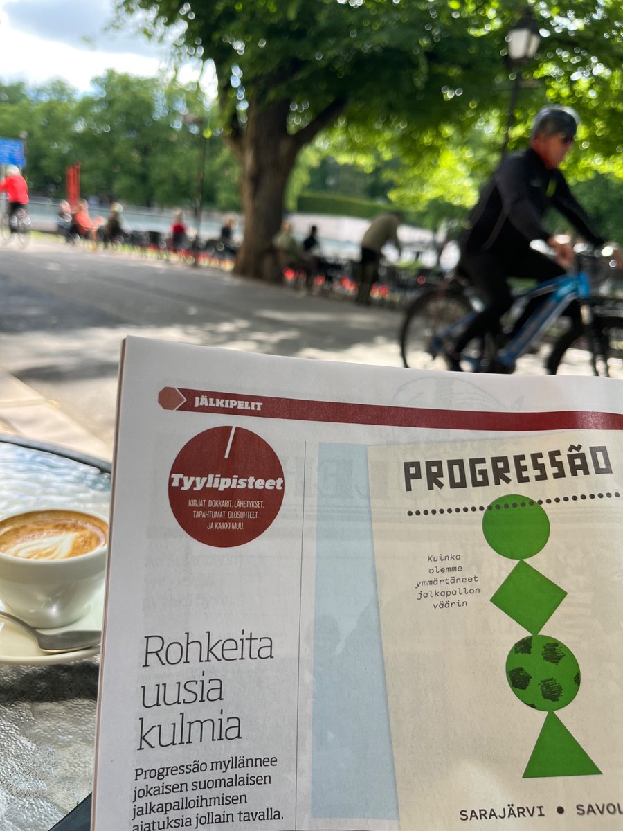 jussipekkaolavi's tweet image. Tämän viikon Urheilulehdessä Progressãon kirja-arvio.
”Teos on näkökulman poikkeuksellisuutensa ja argumentaatiotasonsa ansiosta yksi 2000-luvun suomifutiksen merkittävimmistä.”
Kiitos arviosta ja kehuista @tkotimaki