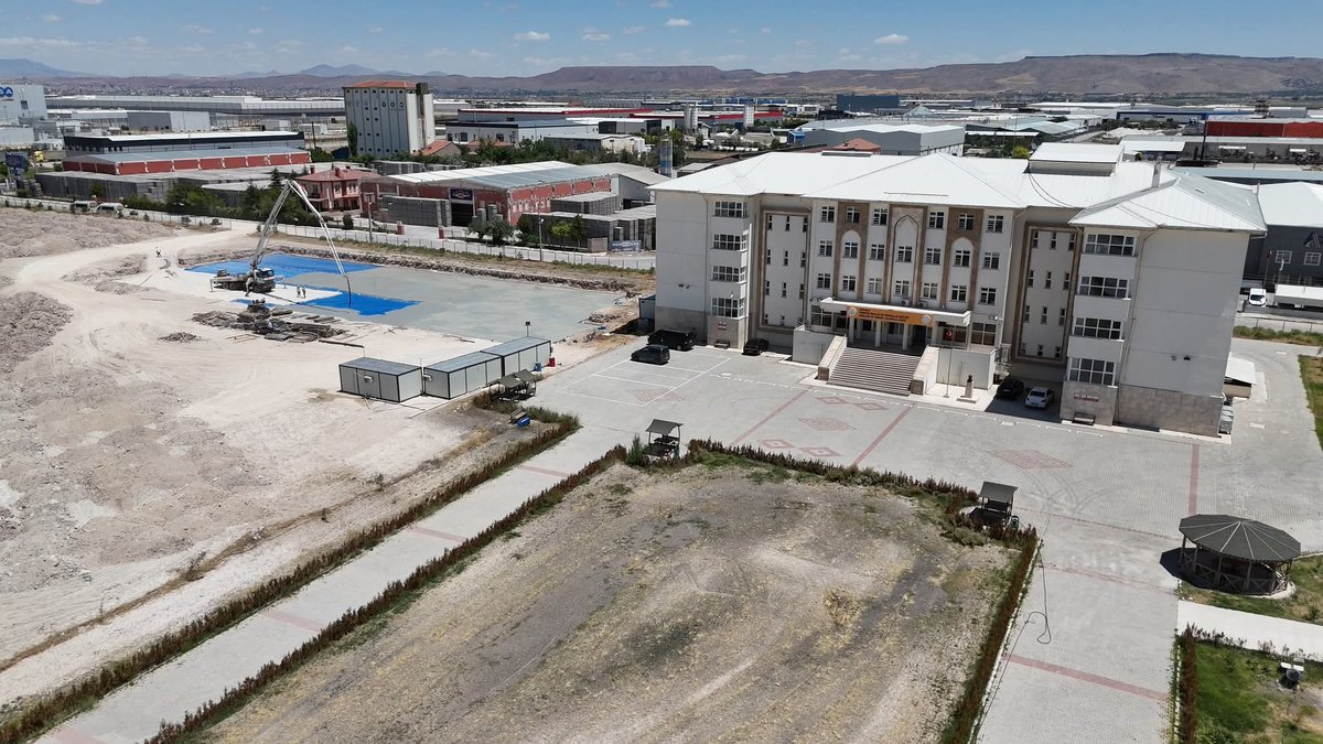 aksaraytobbmtal's tweet photo. 📍 TOBB Mesleki ve Teknik Anadolu Lisesi Atölye Binası yapım çalışmalarına başlandı.16/05/2025 tarihinde Aksaray Özel İdaresince ihalesi yapılan ve toplamda 2421 m2 inşaat alanına sahip proje, 165 günde tamamlanması öngörülmektedir. @tcmeb @tcmeb_mtegm @Aksaray_MEM https://t.co/vSCKorfemZ