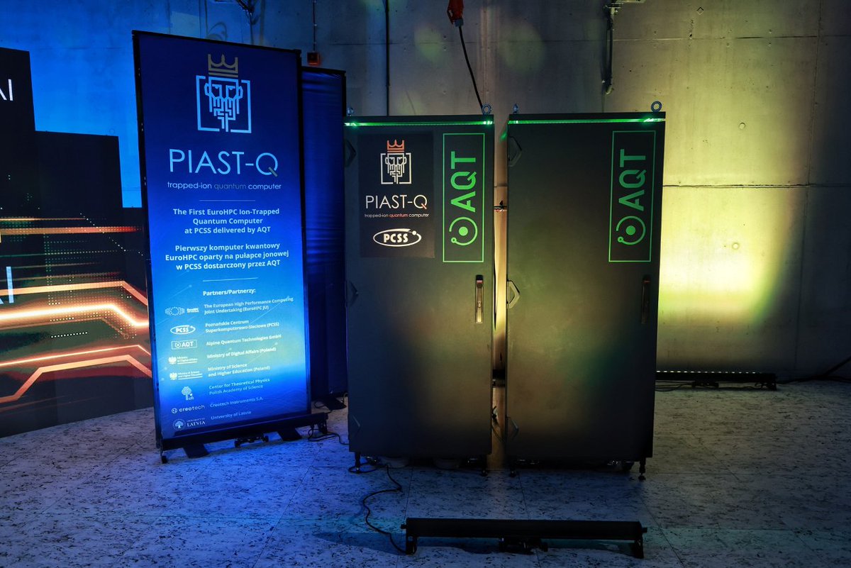 Mamy polski komputer kwantowy! 🖥️ Został już zainstalowany w Poznańskim Centrum Superkomputerowo-Sieciowym. Otwiera to nowe, przełomowe możliwości dla nauki, przemysłu i sektora publicznego. Dzięki projektowi Polska dołącza do liderów rozwoju technologii kwantowych w Europie.