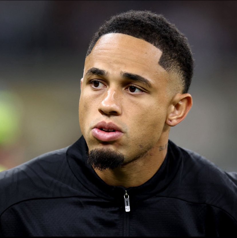 ⚫️⚪️ Beşiktaş, Noah Okafor için zorunlu satın alma veya şarta bağlı opsiyonlu bir teklif yaparsa Milan bu teklifi kabul edecek.

(Yağız Sabuncuoğlu)

#Fenerbahçe #Besiktas #Transferİstiyoruz #GalatasaraylılarTakipleşiyor #TransferNews #Transfers #aspor #EURo2024 #sporhaberi