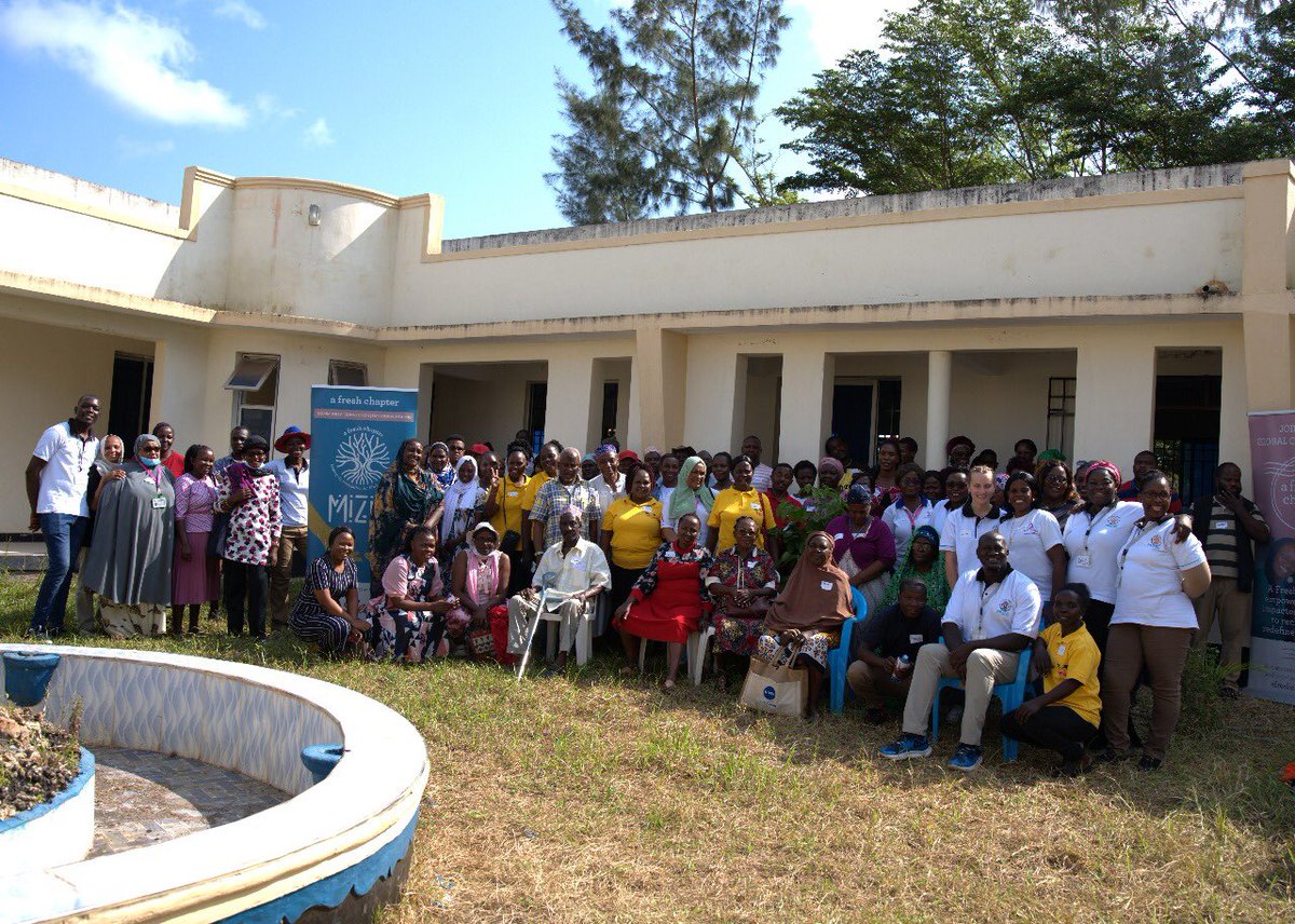 AFCInAfrica's tweet photo. In June, Mizizi reached the Coast!
147 survivors, patients & caregivers joined us in Kilifi & Kwale to reflect, connect & begin exploring what emotional healing after cancer might look like.
Next stop: Malindi & Mombasa this August. Stay tuned.
#CancerSupportKE https://t.co/Yp0YO4m46a