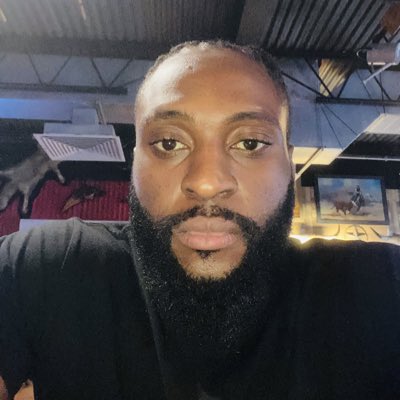 BitchMobbin's tweet photo. My acc been hacked for years. They violated my shit lol https://t.co/7lg1ok3Yl6