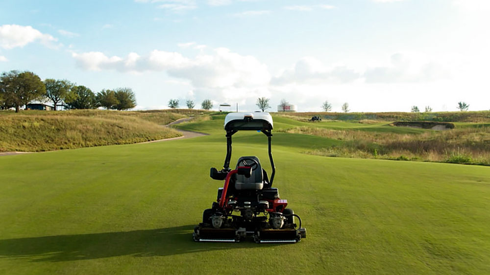 There’s a lot of talk about #automation in turfcare right now. With <a href="/TheToroCompany/">Toro</a> new autonomous range, it represents a genuine shift in how we think about and approach turfcare 👇 
pitchcare.com/blogs/news/aut…

<a href="/ReesinkTurfcare/">Reesink Turfcare UK</a> #turfcare #DrivingRange #Toro #AutonomousMower