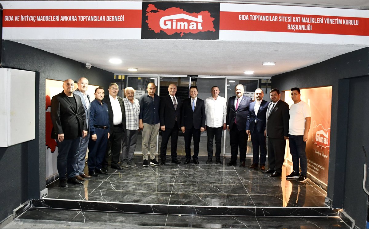 Deva Partisi Genel Başkanı Sn. Ali Babacan,
Genel Başkan Vekili Sn. İbrahim Çanakcı ve İstanbul Milletvekili Sn. Hasan Karal,
Gimat Başkanımız Sn. Recai Kesimal ve Yönetim Kurulumuzu ziyaret ederek hayırlı olsun dileklerinde bulundular.
Nazik ziyaretleri için teşekkür ederiz.