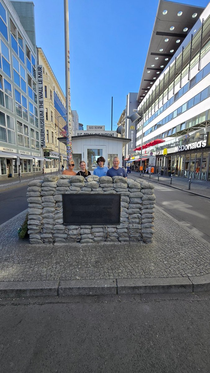 DrMVoth's tweet image. Berlin