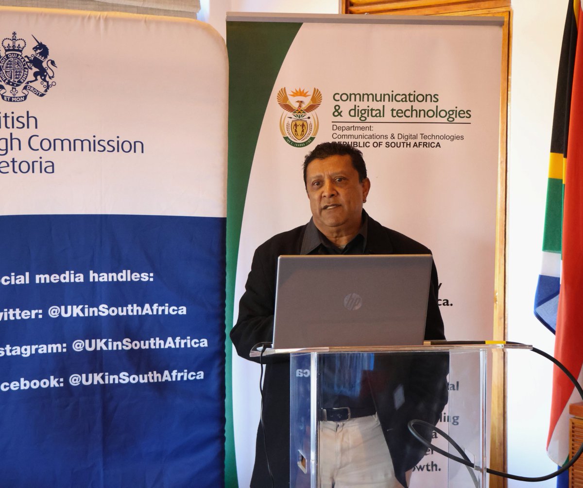 ukinsouthafrica's tweet image. We recently hosted the Broadband & Digital Skills Round Table, to share lessons & insights from the pilot phase.
Through the programme, 120 councillors & admins in Limpopo, North West & Eastern Cape have been trained to harness digital tools to improve service delivery.
🇬🇧🤝🇿🇦