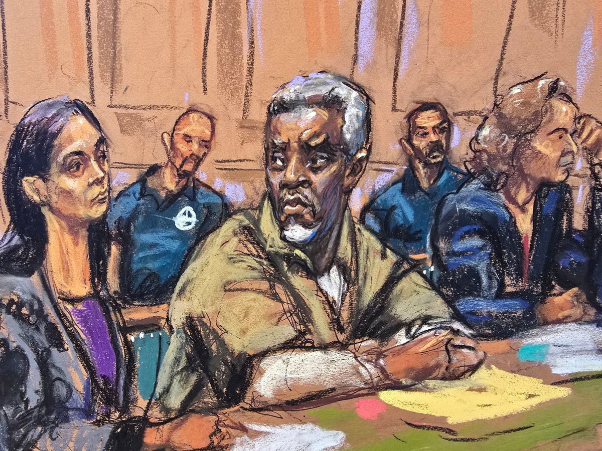 Sean “Diddy” Combs has been found not guilty of racketeering and sex trafficking — but guilty on two counts of transporting for prostitution.

Sentencing is set for later this year. Catch the full story on our website: algoafm.co.za/entertainment/…