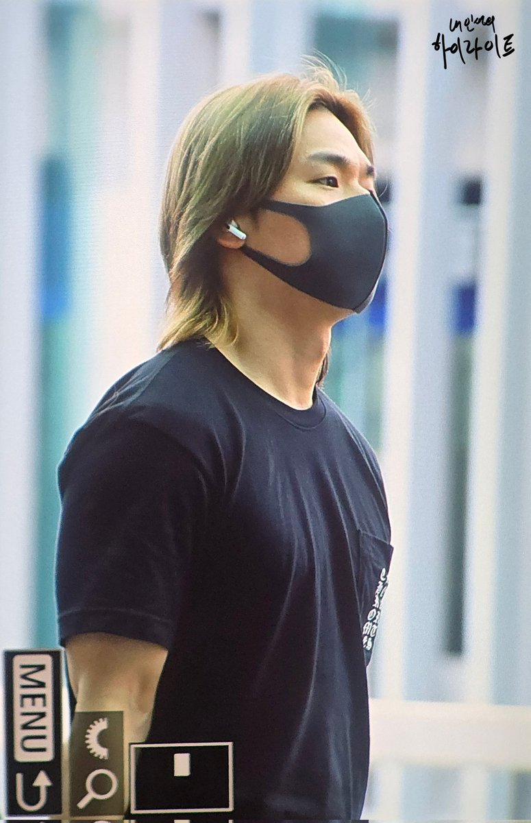 High__Lite's tweet photo. 250704 ICN

Off to HK🇭🇰

#대성 #DAESUNG #DLITE #テソン
#DsWAVE
@d_lable https://t.co/qIDSQ35Bjs