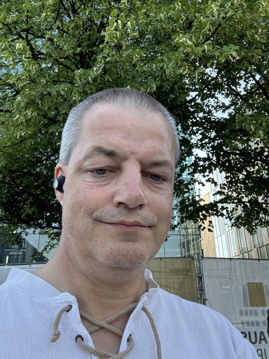 Guten Morgen am Freitag. Starten wir in ein neues Abenteuer.