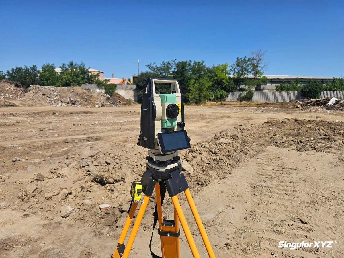 singularxyz's tweet photo. 🚧 STSA9 Android Total Station in Action on Construction Site
With its Android-based OS and touchscreen control, the STSA9 makes fieldwork on construction sites more efficient than ever—delivering millimeter-level accuracy faster and easier.
https://t.co/QGNdtKbjs5
#geospatial https://t.co/YB4lR91qY9