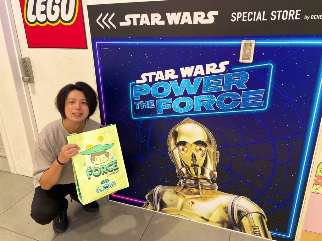 ポップアップストアの周りはこんな感じ！
写真撮る際は周りへの配慮を忘れずに(ﾟ∀ﾟ)

#StarWars #スターウォーズ #PowerTheForce #グローグー #Grogu
#ポップアップ #PR