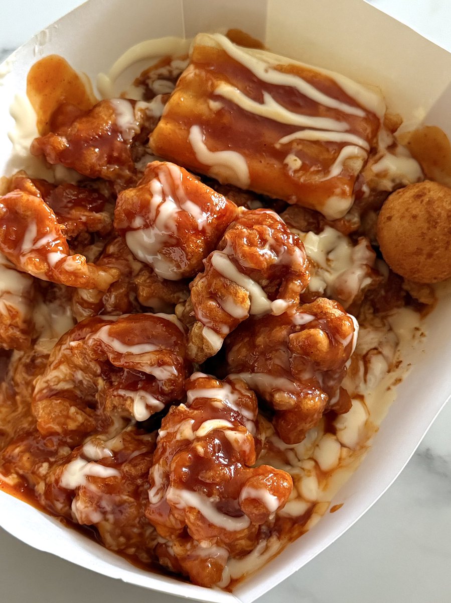 chhhomp's tweet image. 첫 입이 젤 마싯는 슈프림 순살 🐔