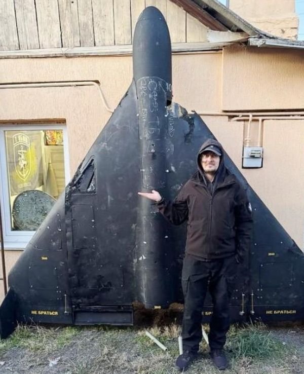 HS_Akechi's tweet photo. Was würden wir tun wenn Hunderte dieser Monster jede Nacht in Berlin statt in #Kyiv einschlagen und explodieren würden? https://t.co/izFvwSPHI4