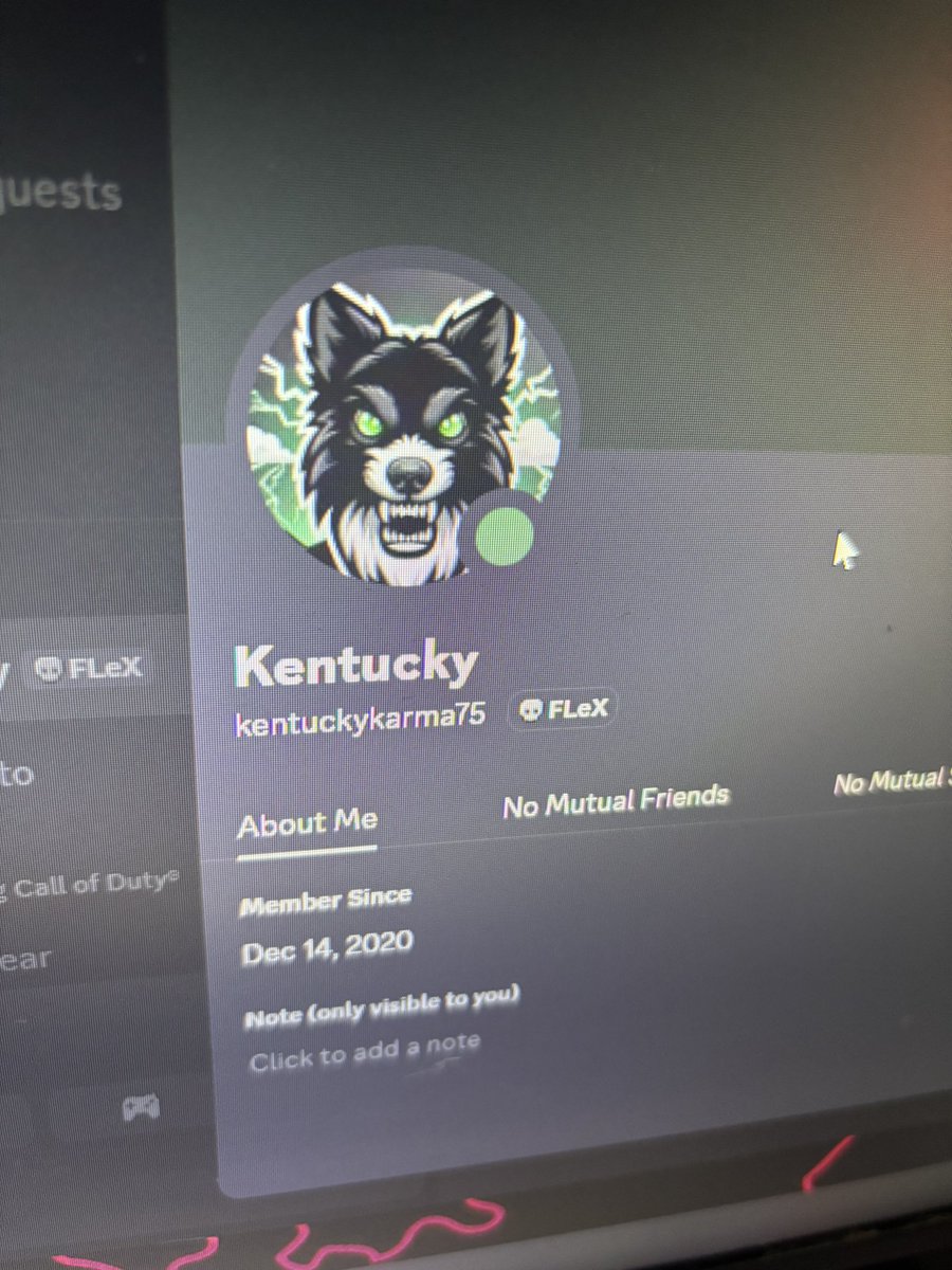 Can someone tell this kid he’s accusing a 29 year old dad of 3, that he’s a hacker. I play like 2 hours a day. Ur just that bad.. 🤫