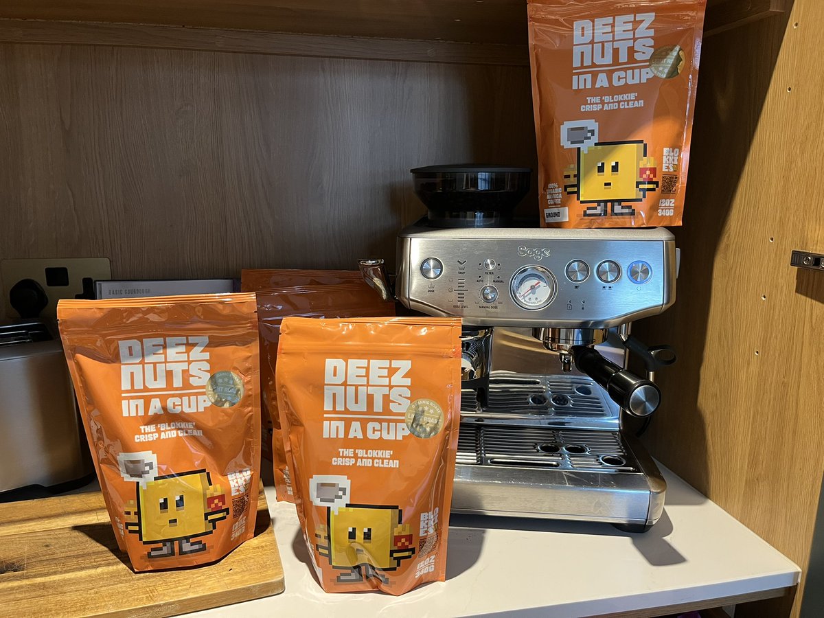 0xPNG.eth ☠️🖤 tweet media