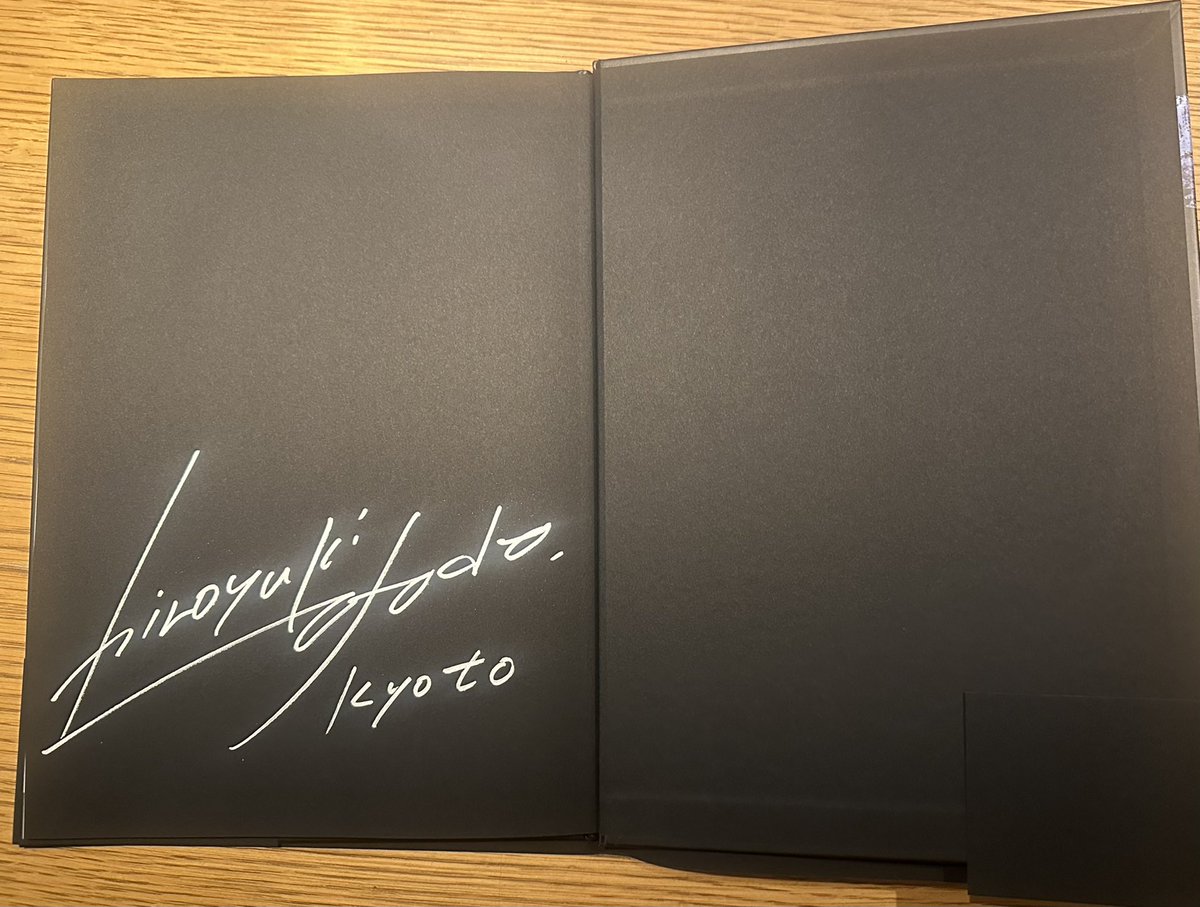 大垣書店☆京都本店 様では画業35周年記念展から旅するサイン本など
