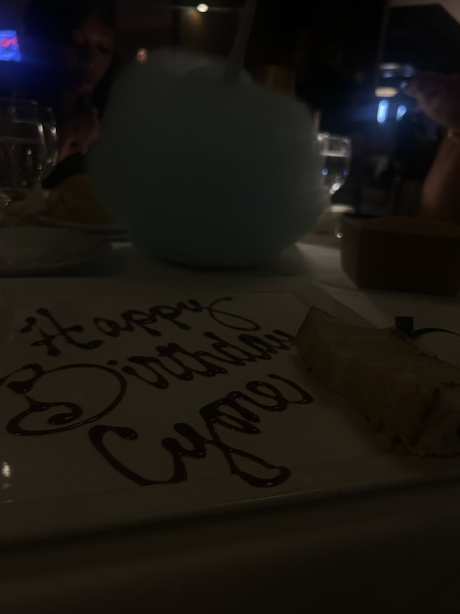 cyoneciara's tweet photo. bittersweet 🤍 https://t.co/iM91a4ZGqE