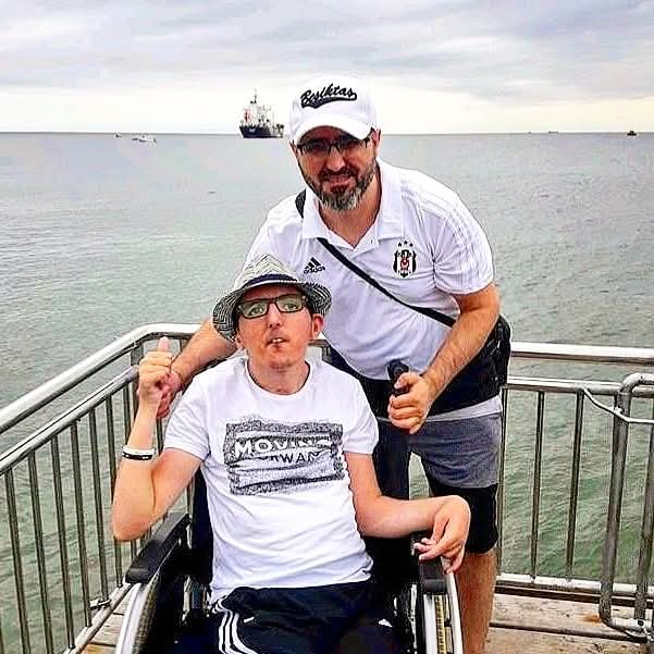 HAYIRLI CUMALAR SAMET BAŞKAN VE TÜM SIFA BEKLEYEN HASTALARIMIZ ICINDE DUA EDELİM İNŞALLAH #TEKBASKANSAMETBASKAN