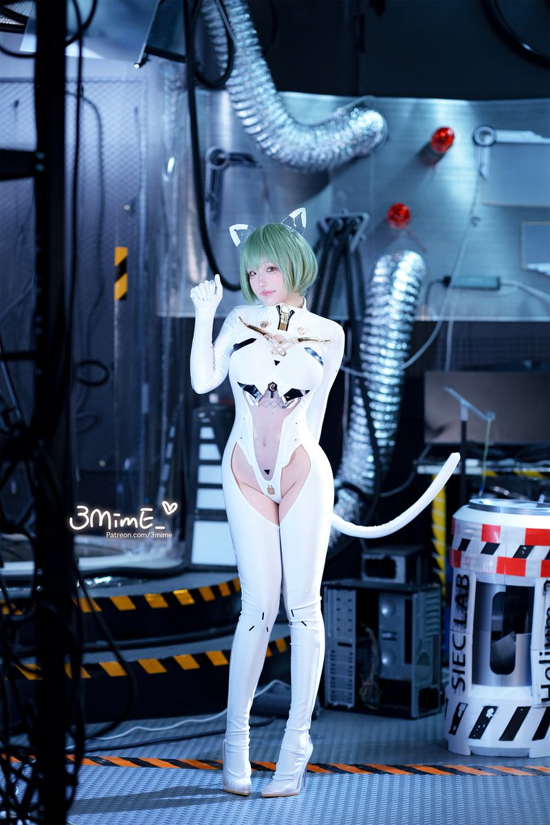 Admiral Nakhimov 
アドミラル・ナヒーモフ

#AzurLane 
#アズールレーン