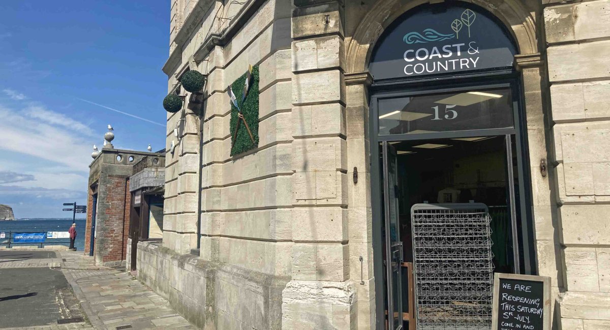 Swanage clothing shop to reopen after fire damage  swanage.news/swanage-clothi…