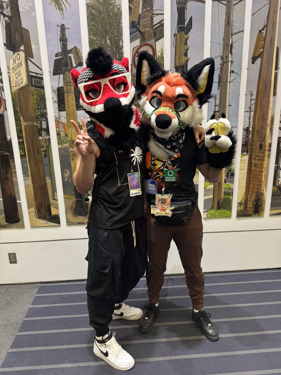 Found my suit brother <a href="/thermfox/">Thermite 🔥🦊 🔜 PCD</a> randomly! Our family is like 10 people😭