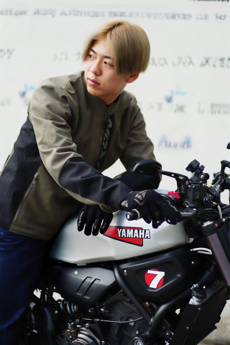 バイク芸人のバイクあるある
最近の仮面ライダーがバイク乗ってないって聞いてビックリする。
#バイクあるある
#バイク芸人