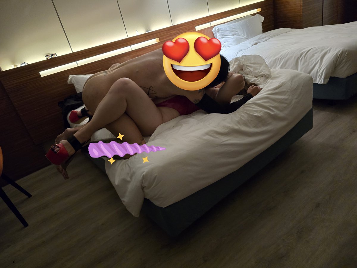 今次聚會雖然姐姐狀態一般，但都玩得好開心，雖然最終唔齊人，但三位男士都服侍得好好，個晚勁姐姐勁淫多水，希望下次聚會都一樣咁正😁