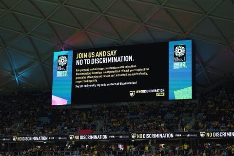 Minky Worden (@minkyshighjinks) on Twitter photo In a terrible sign for #WorldCup2026, <a href="/FIFAcom/">FIFA</a> canceled its own anti-discrimination+anti-racism campaign at the US #ClubWorldCup, putting players, fans+children at risk.
New statement by <a href="/dignity2026/">Dignity2026 - Dignity at World Cup 2026</a>, a coalition of top rights groups:
hrw.org/news/2025/07/0…
@HRW <a href="/Sport_Rights/">Sport & Rights Alliance</a> In a terrible sign for #WorldCup2026, <a href="/FIFAcom/">FIFA</a> canceled its own anti-discrimination+anti-racism campaign at the US #ClubWorldCup, putting players, fans+children at risk.
New statement by <a href="/dignity2026/">Dignity2026 - Dignity at World Cup 2026</a>, a coalition of top rights groups:
hrw.org/news/2025/07/0…
@HRW <a href="/Sport_Rights/">Sport & Rights Alliance</a>