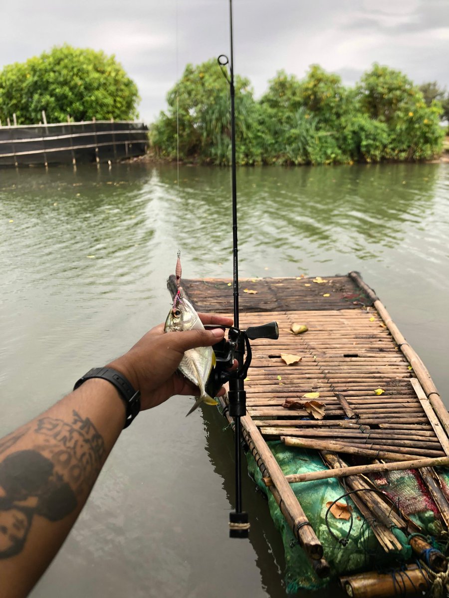 __RAYDOX's tweet photo. Mancing iwak penake kongene, kok koe do mancing perkoro hhhhh https://t.co/ArcBg61sOt